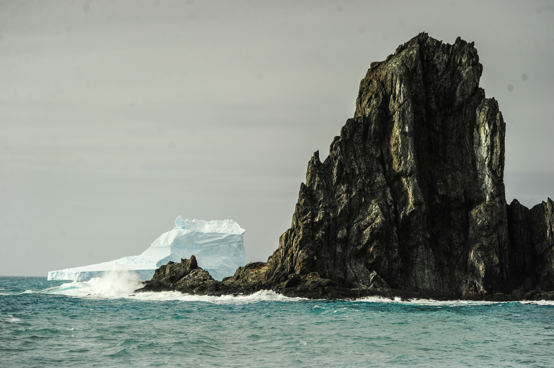Elephant Island And Iceberg Mark Stratton