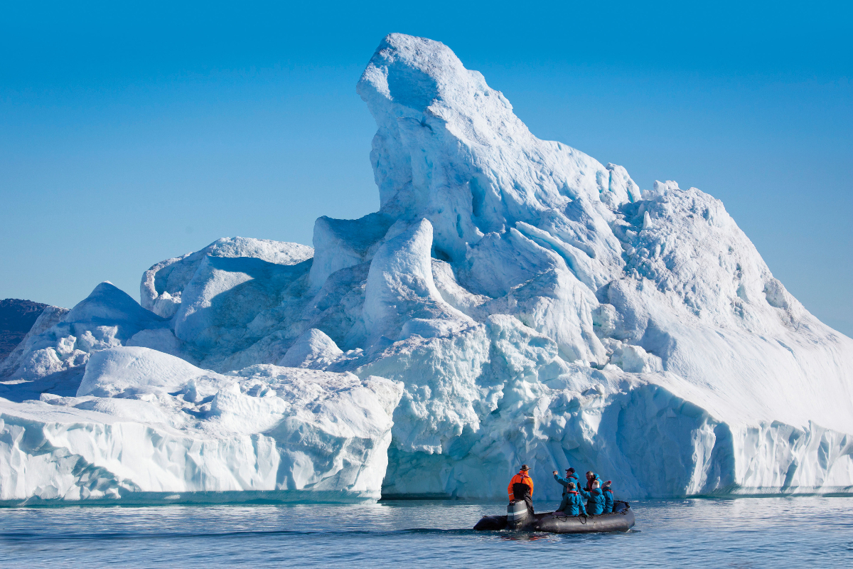 Hapag Lloyd Zodiac In The Arctic