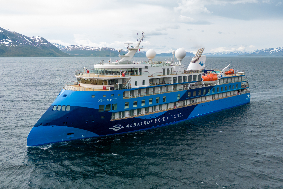 Oal 6 I Matthew Cheok Ocean Victory Albatros Expeditions 2284