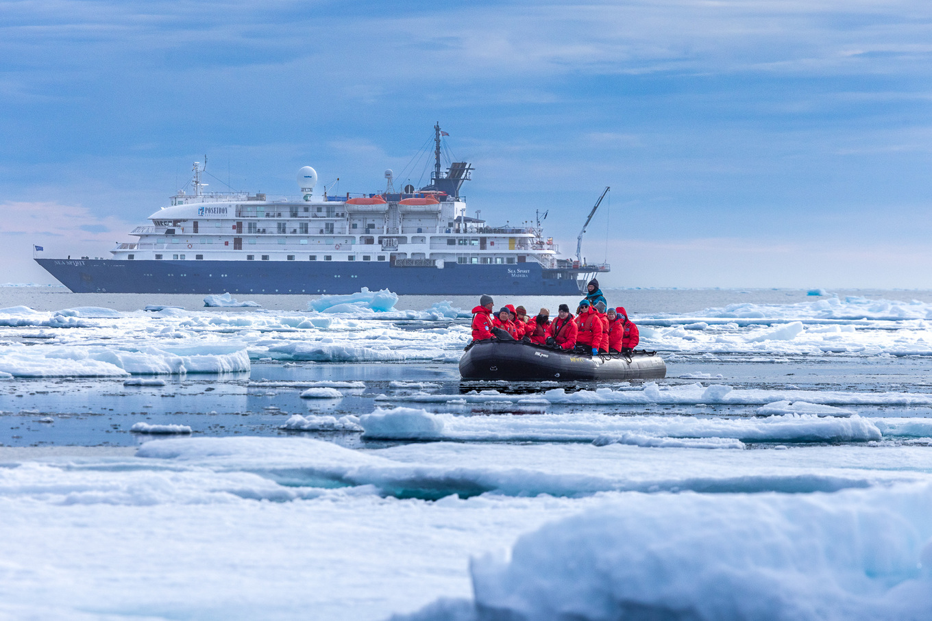 Sea Spirit And A Zodiac Piet Van Den Bemd 3763