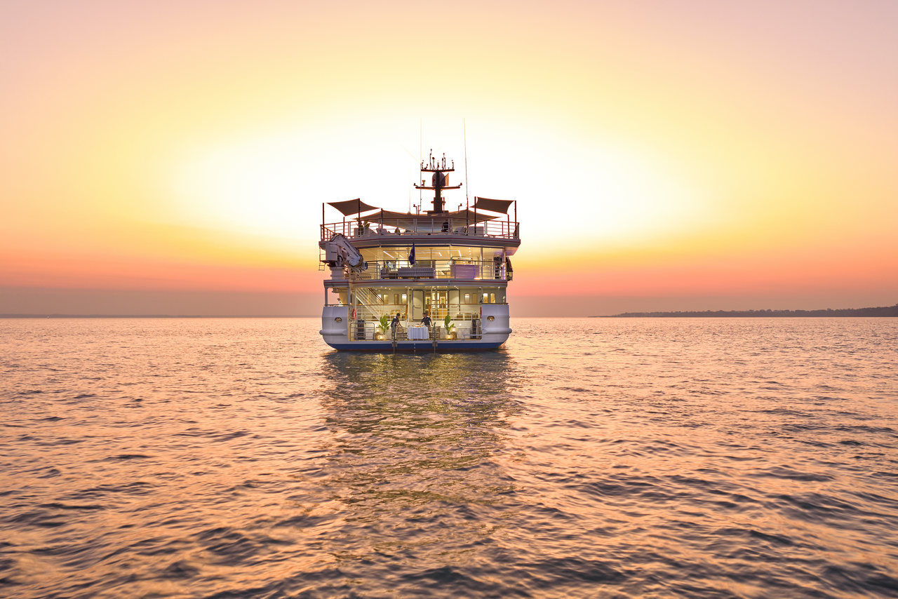 Paspaley Pearl exploring the remote Kimberley coastline