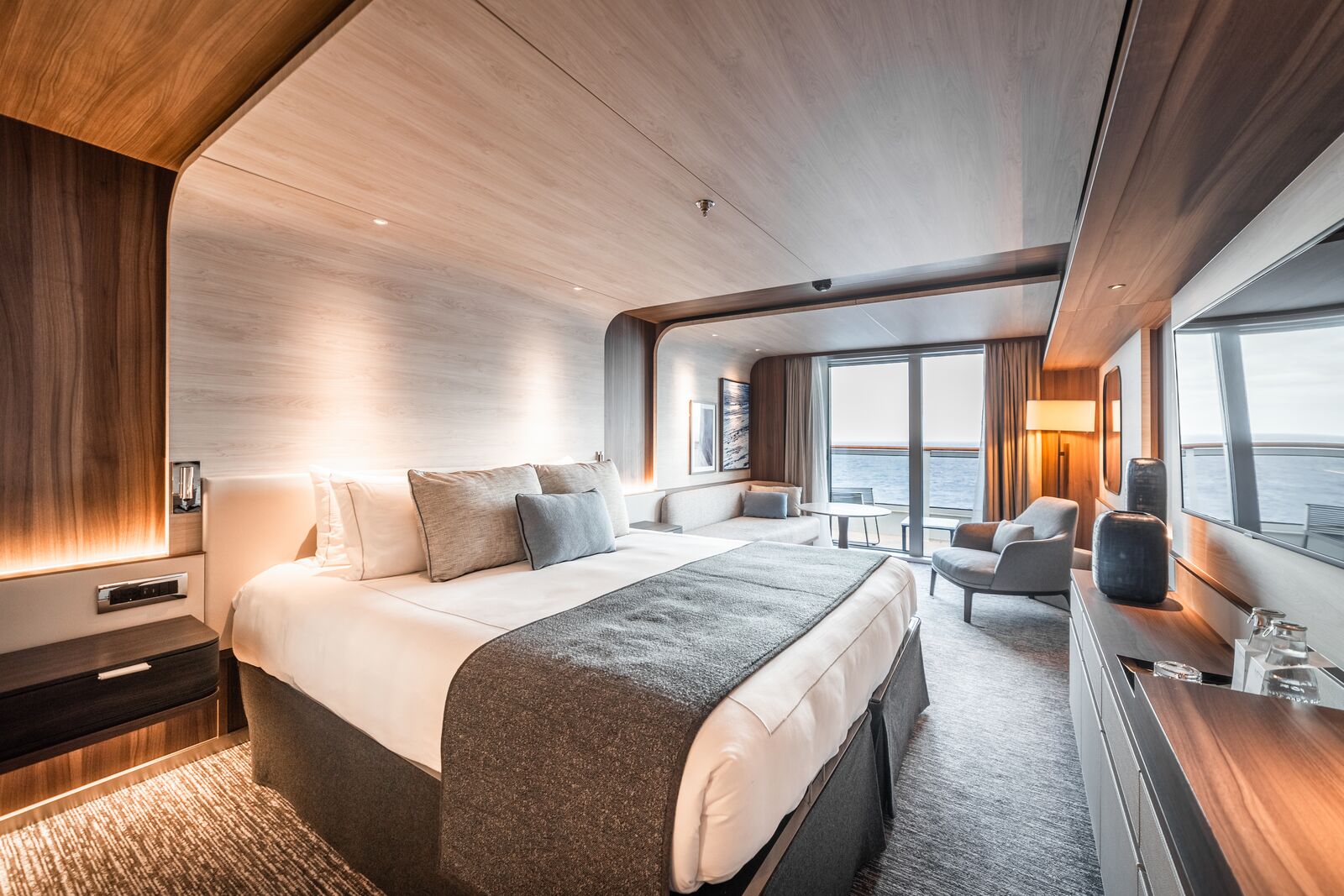 A Deluxe Suite aboard Le Commandant Charcot