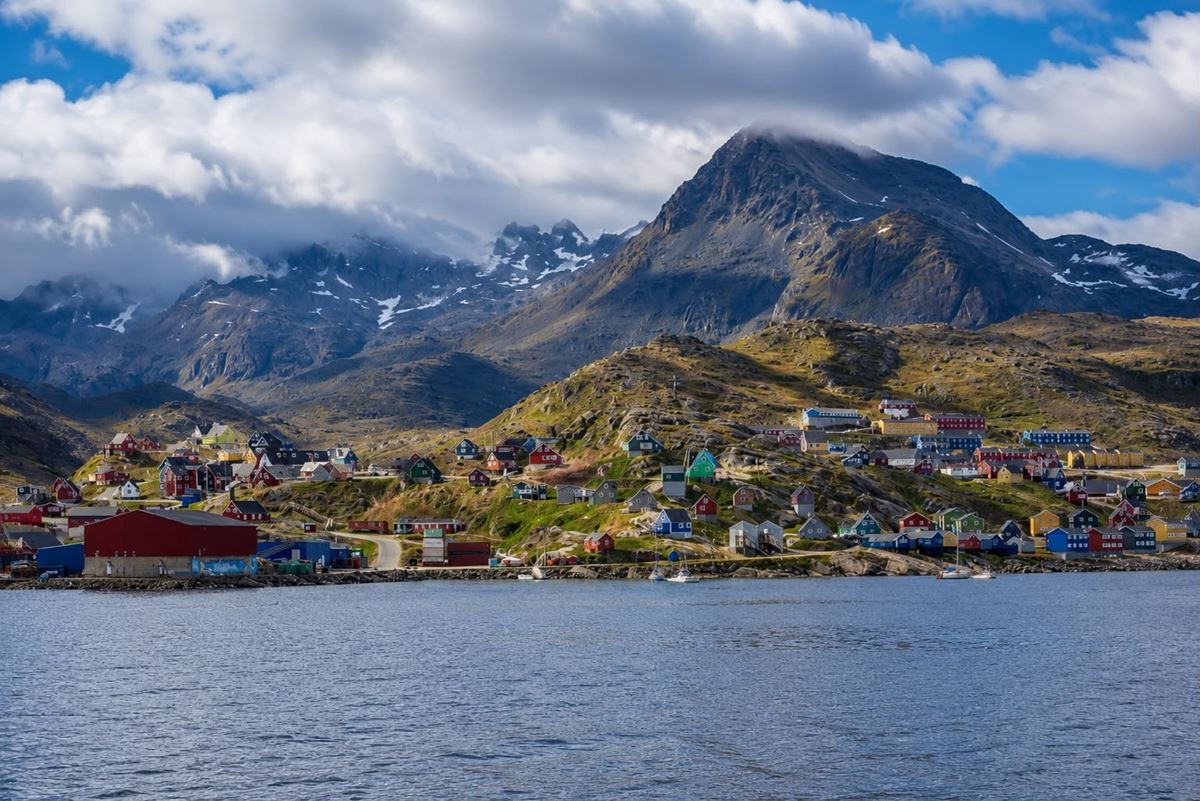 Make time for people on a Greenland expedition
