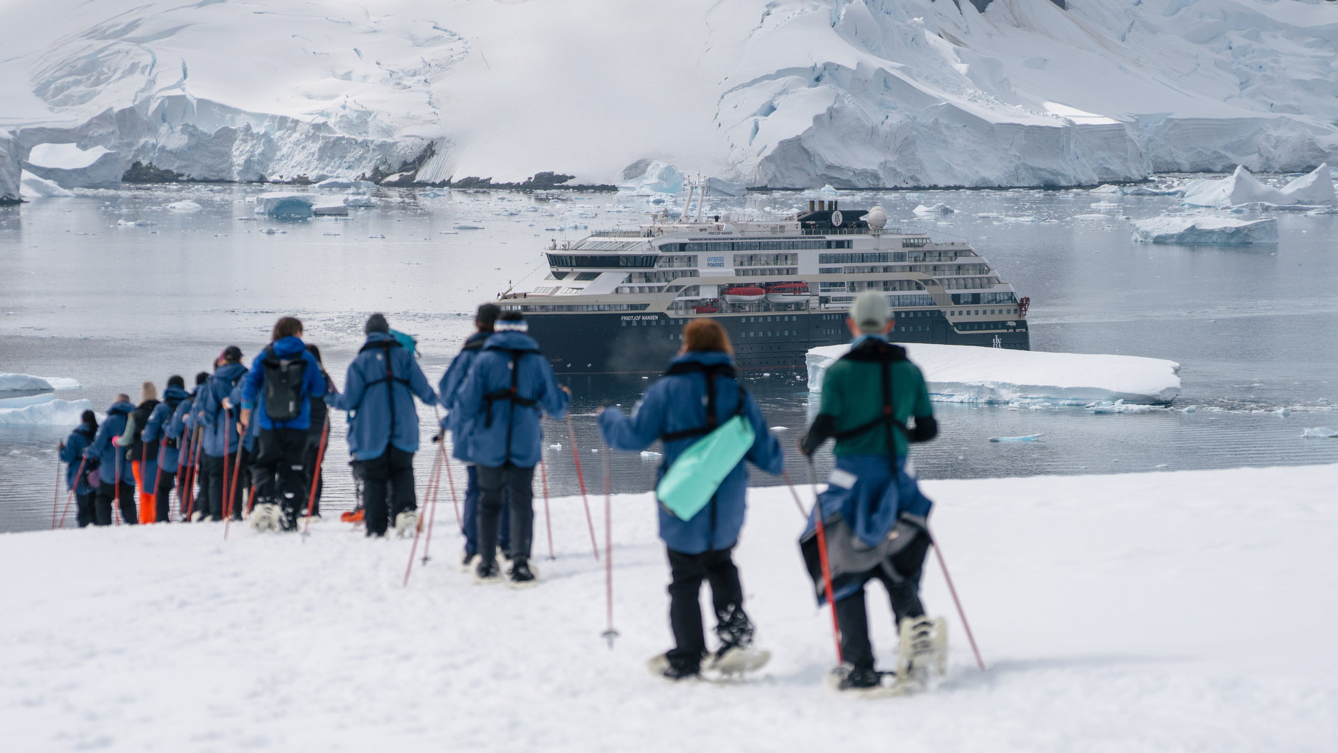 20260103 Antarctica Hoovgard Island Snow Shoeing Kayfochtmann 3