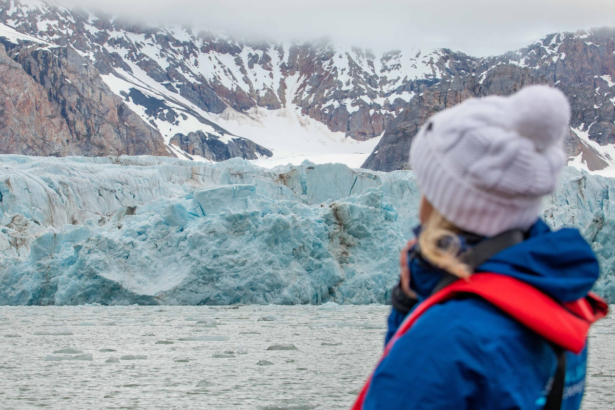 Albatros Expeditions Passenger