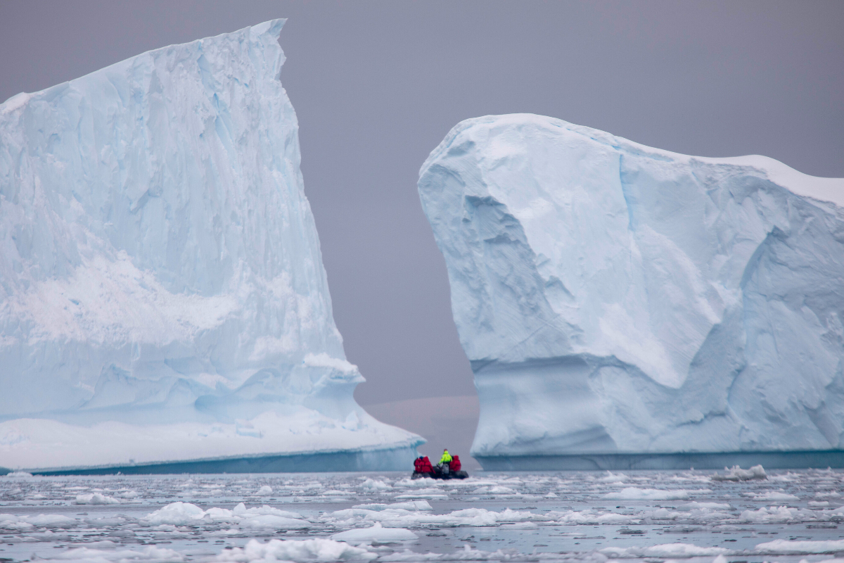 G Adventures Antarctica Chiriguano Bay Zodiac Cruise
